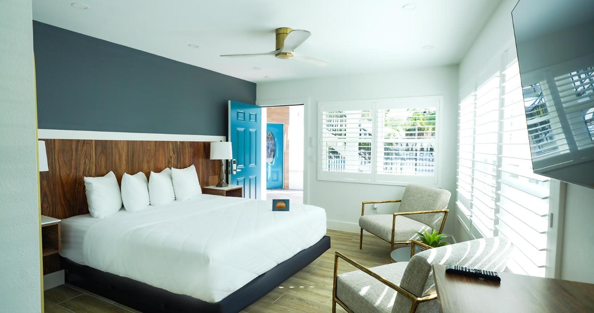 Ivory Sands Beach Suites Clearwater Beach Exterior photo